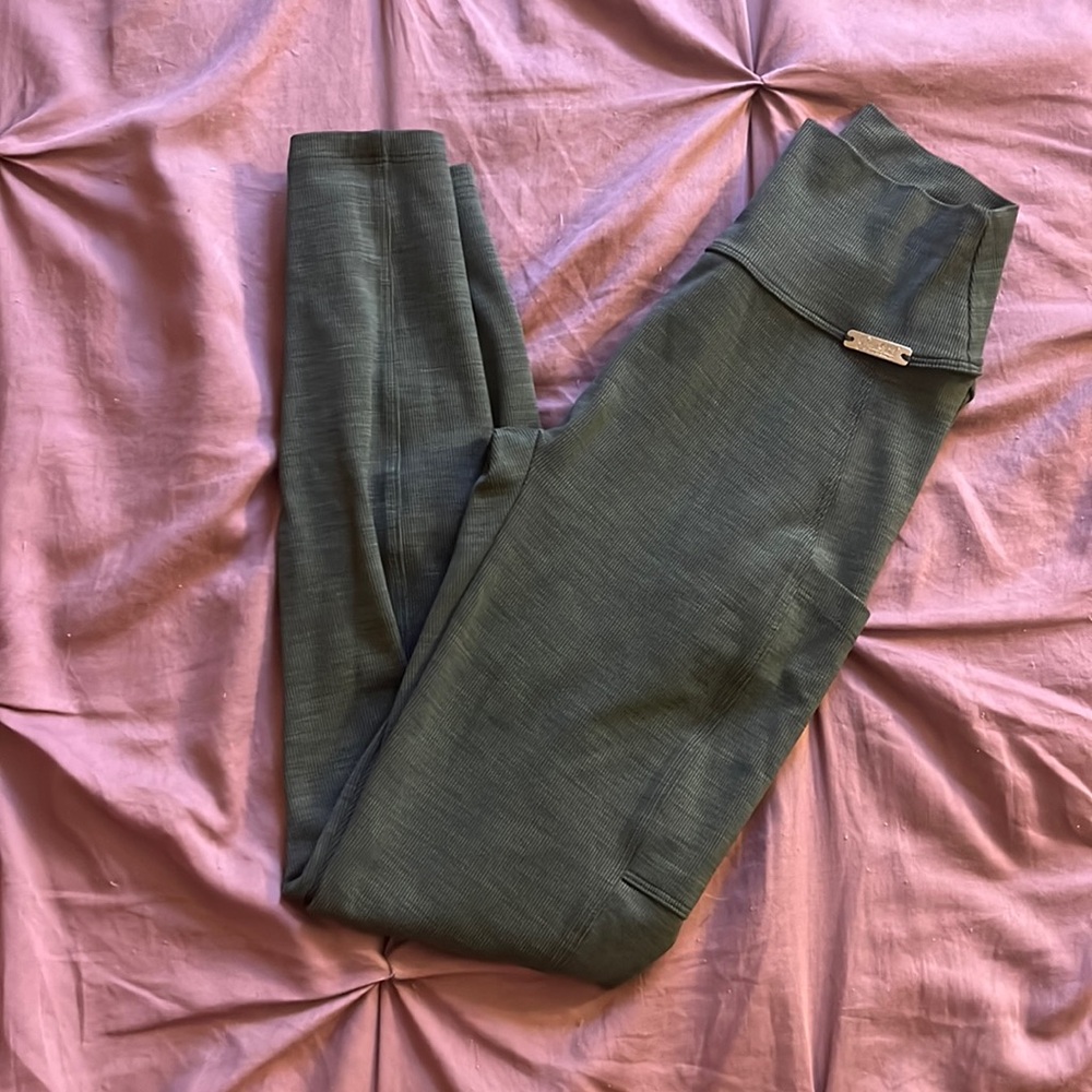 Bombshell leggings